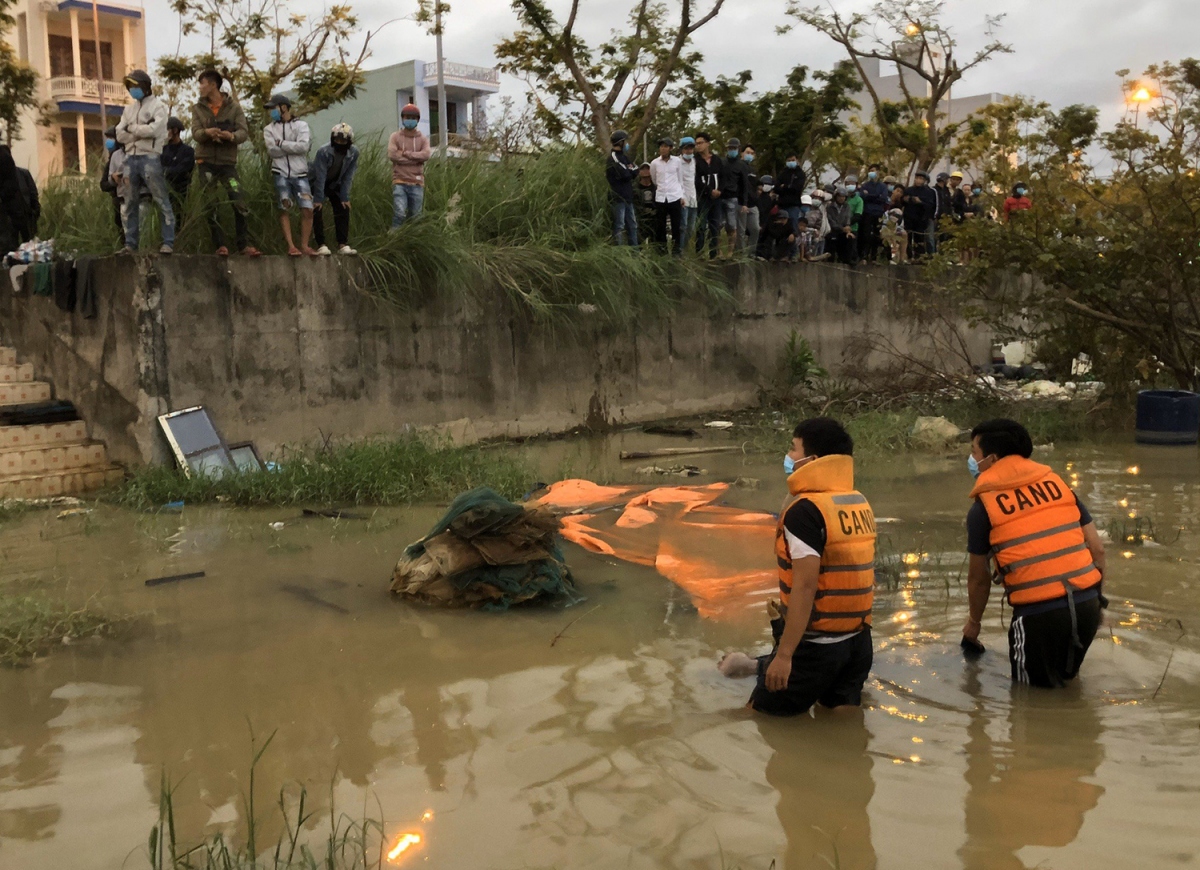 Phát hiện thi thể 1 nam thanh niên nổi trên sông Hàn